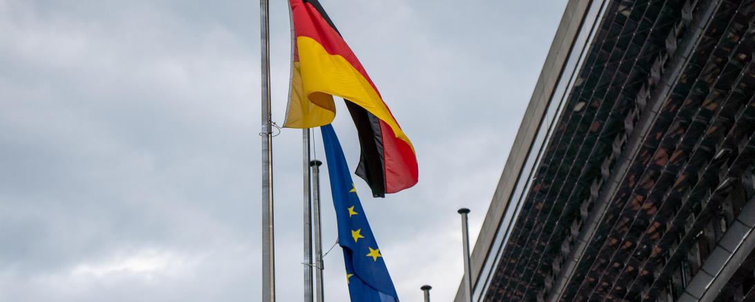 Flaggen Deutschland Europäische Union