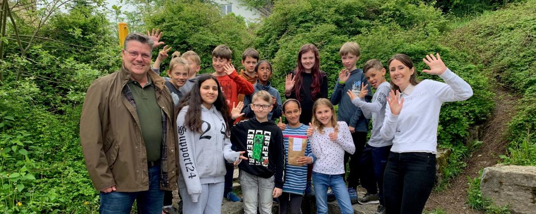 GS Kemeler Heide Saatgutübergabe Thomas Kunz