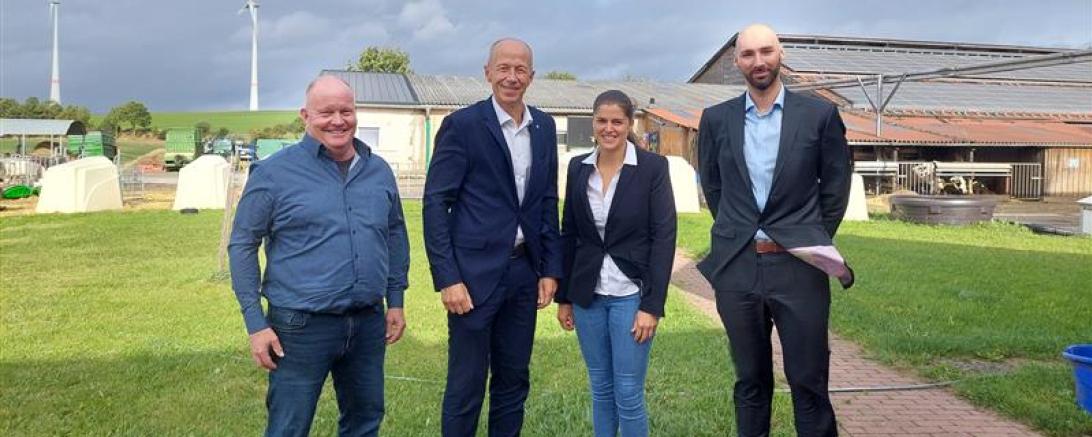 Kultusminister Schwarz bei Schmal