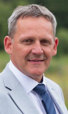 Roland Luckhart